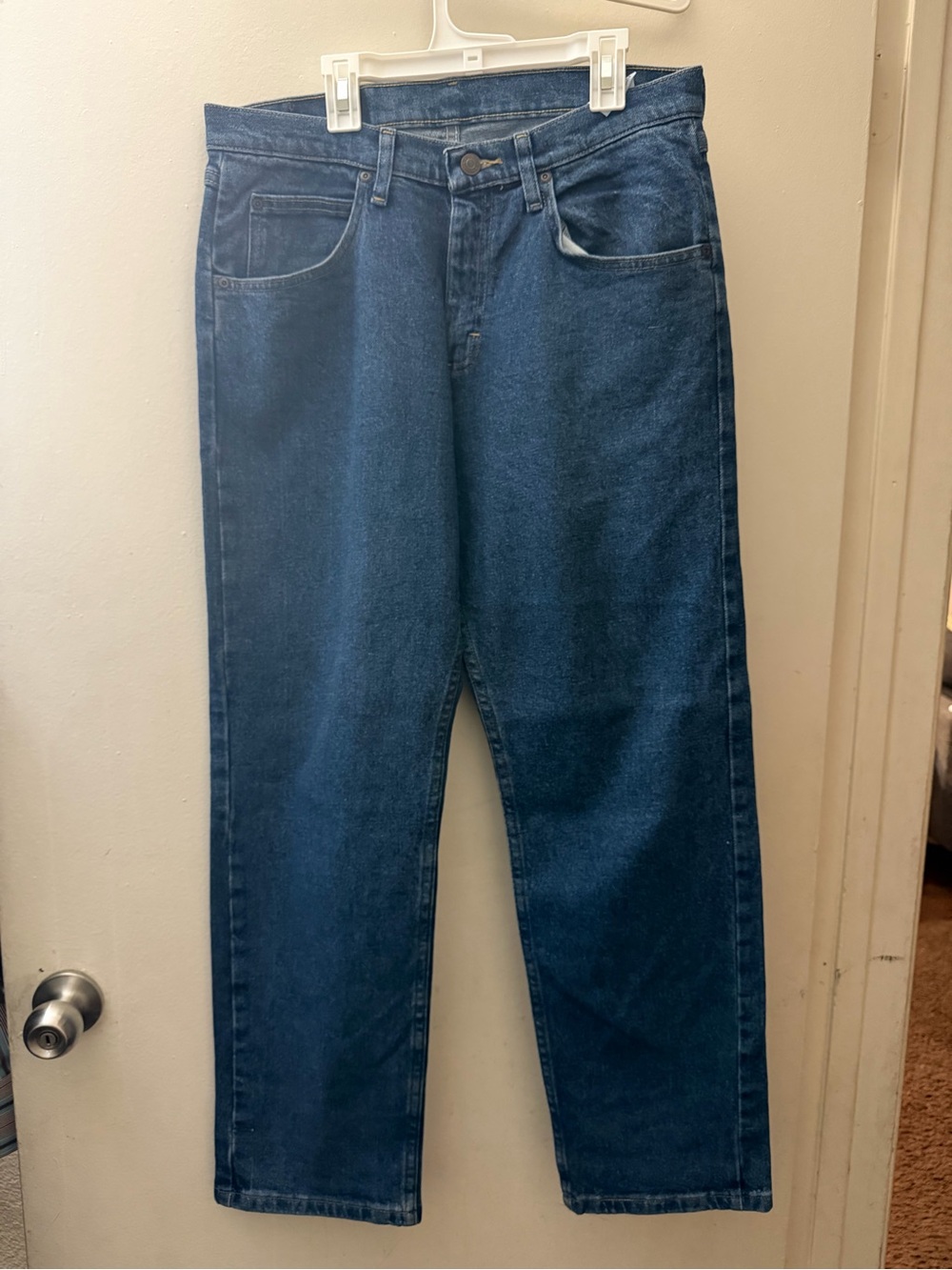 Wrangler Premium Quality Men’s Straight Leg Stretch Jeans 30x30 Blue